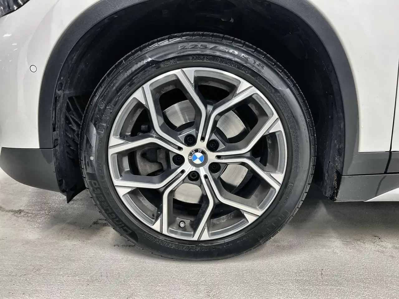 BMW X1 снимка BMW X1