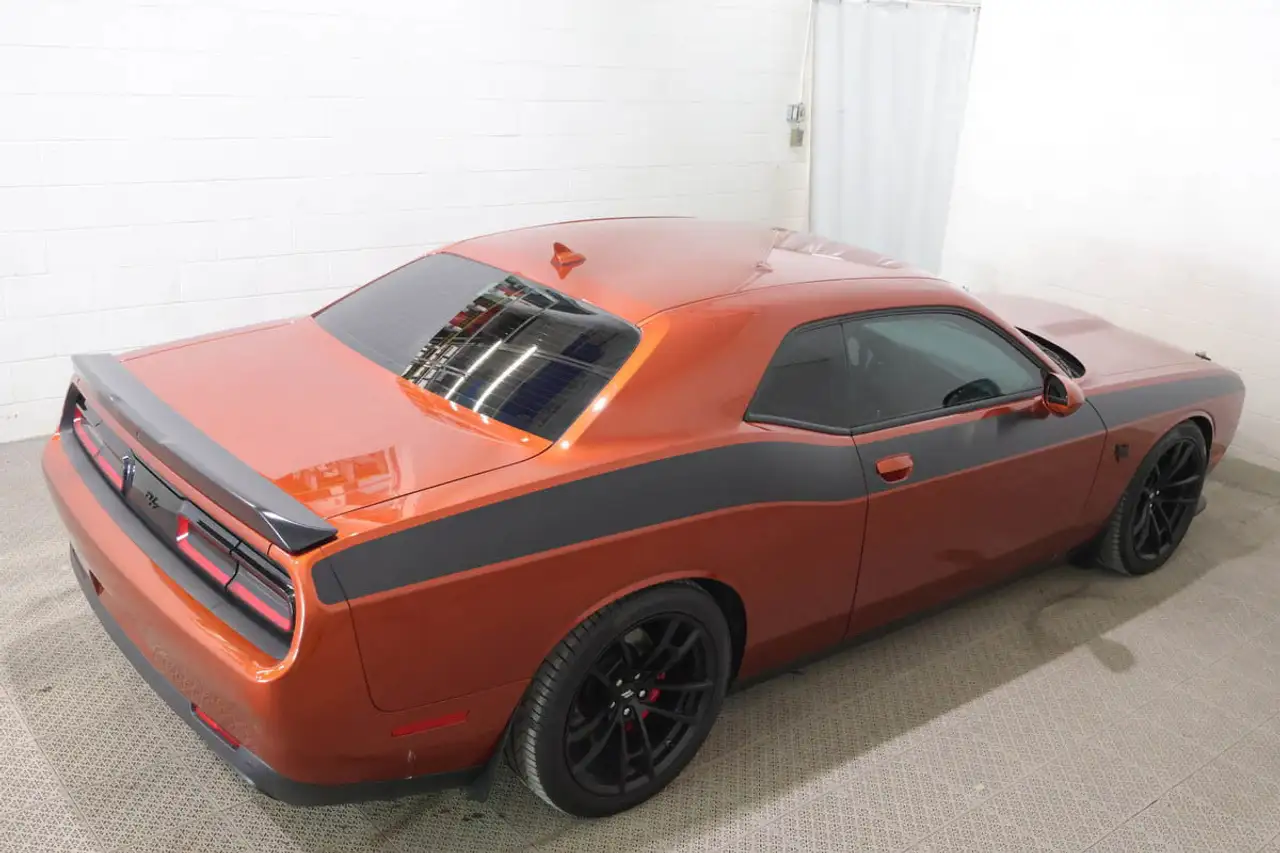 Dodge Challenger photo Dodge Challenger
