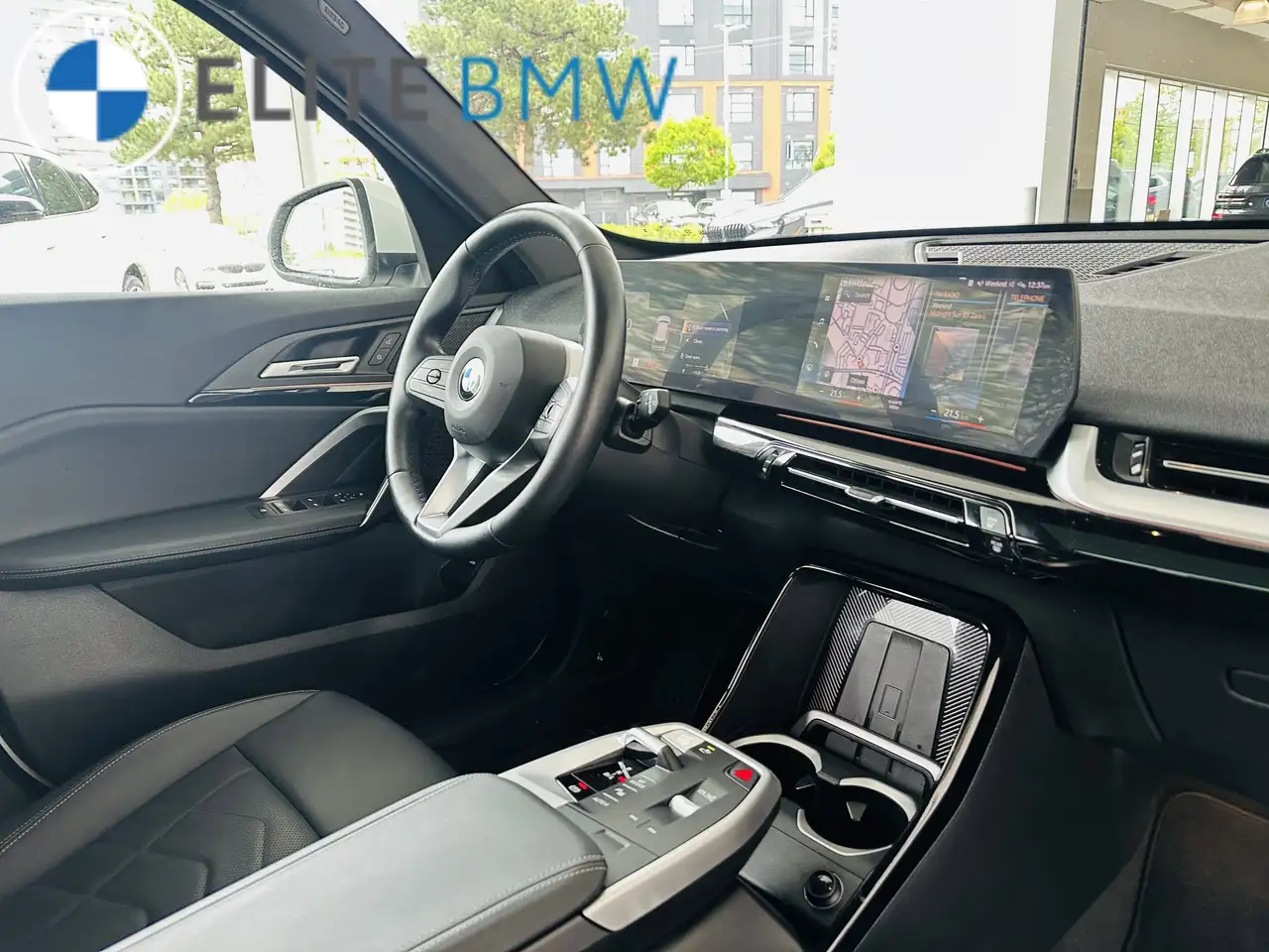 BMW X1 photo BMW X1