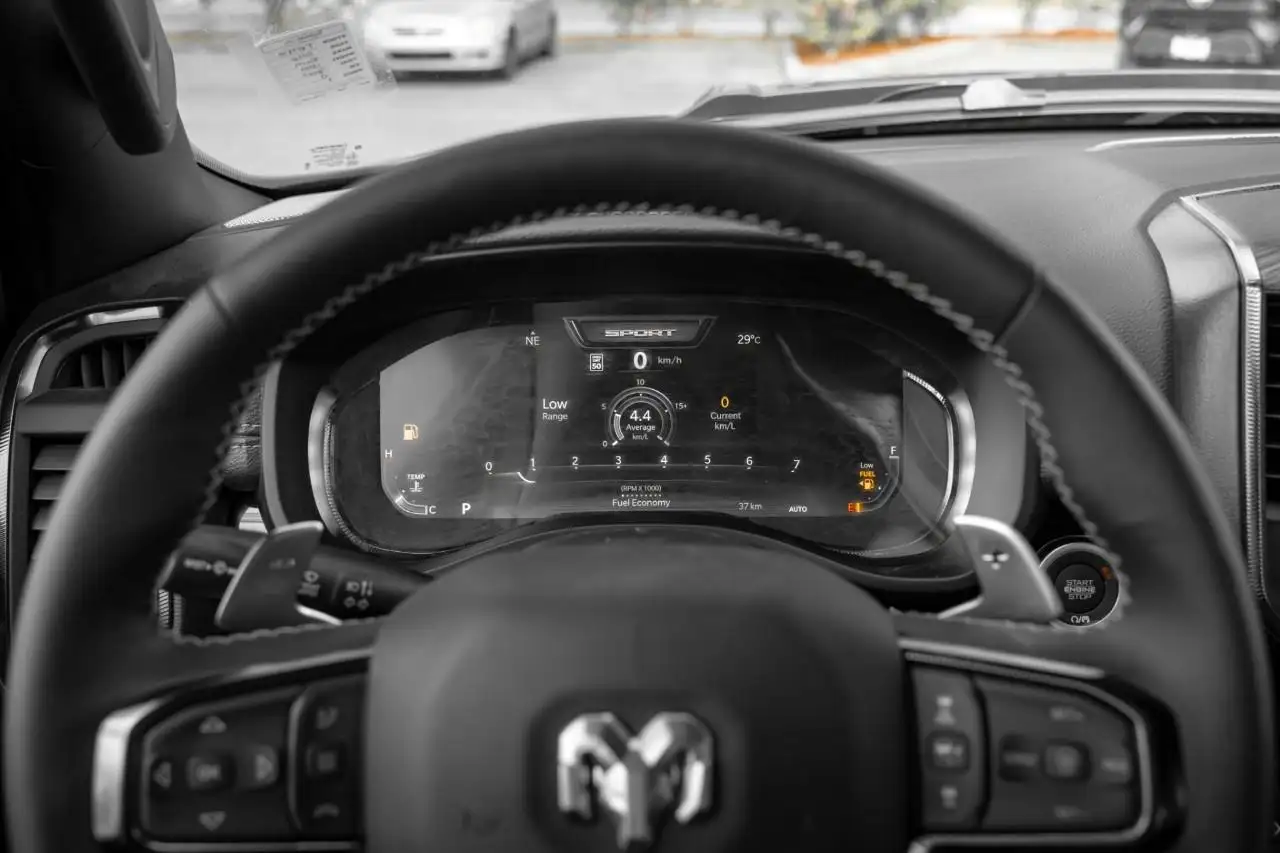 RAM 1500 снимка RAM 1500