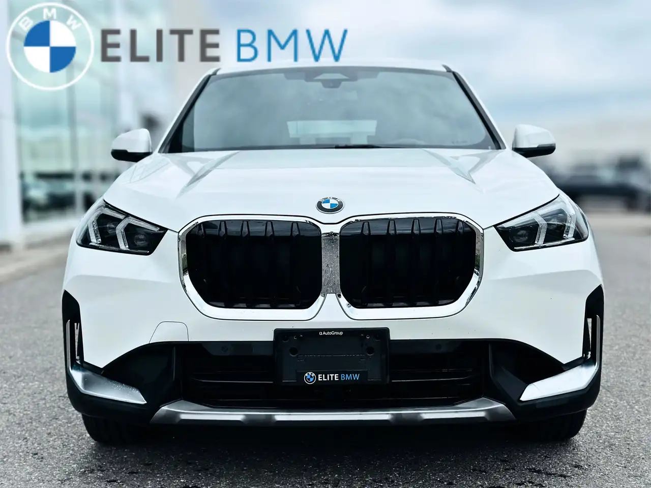BMW X1 photo BMW X1