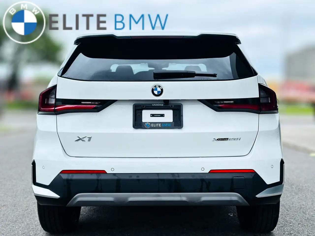 BMW X1 photo BMW X1