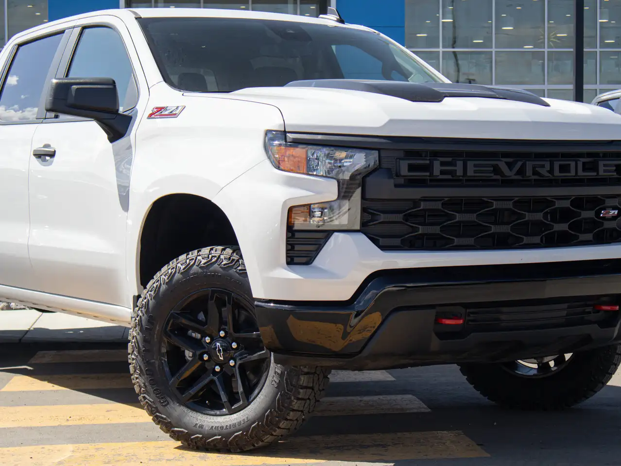 Chevrolet Silverado 1500 снимка Chevrolet Silverado 1500