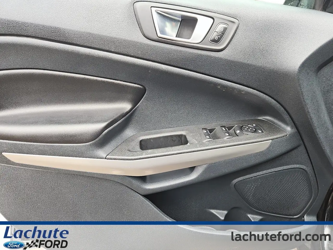 Ford EcoSport снимка Ford EcoSport