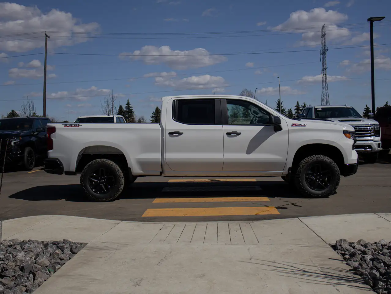 Chevrolet Silverado 1500 снимка Chevrolet Silverado 1500