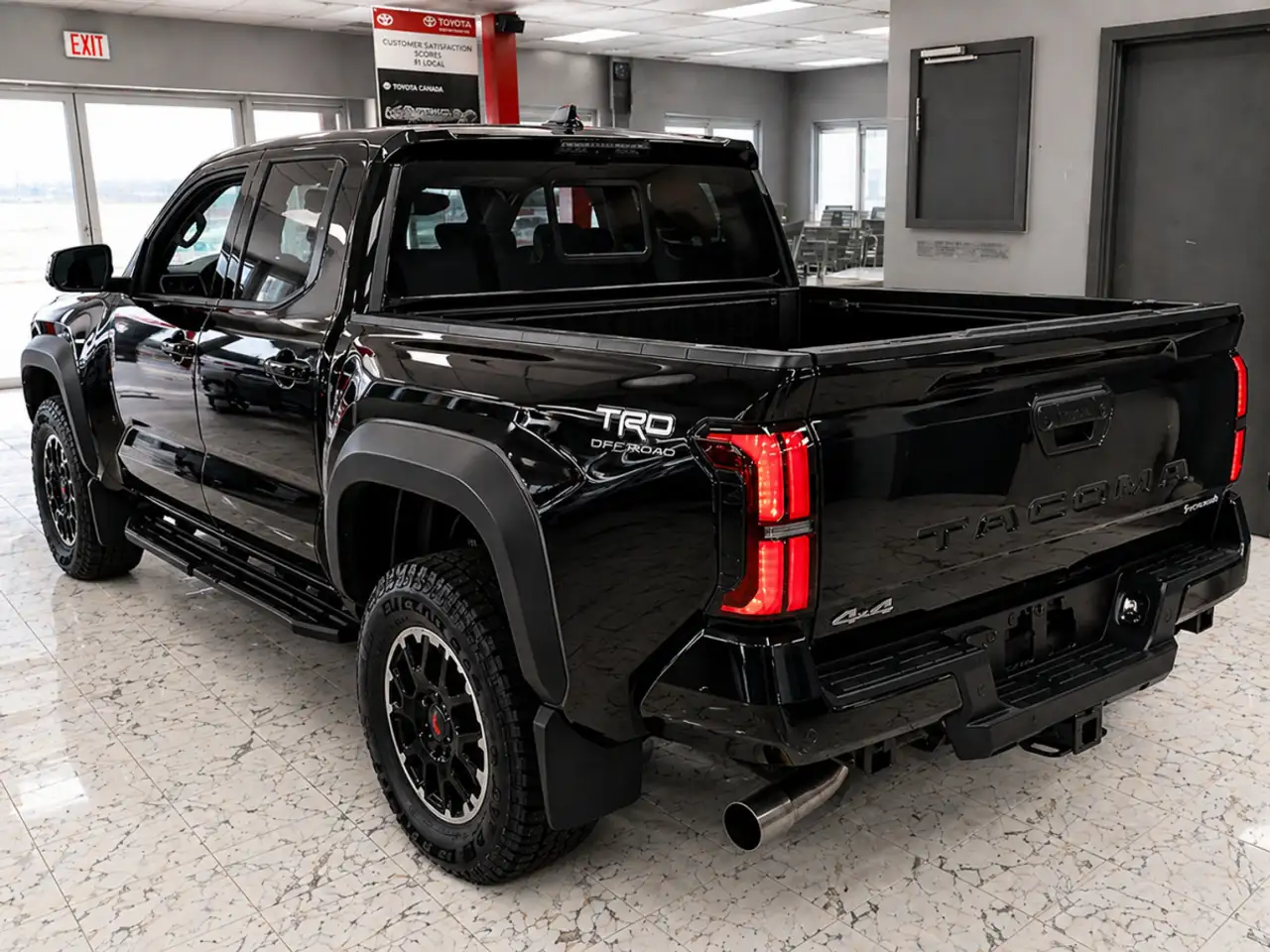 Toyota Tacoma снимка Toyota Tacoma