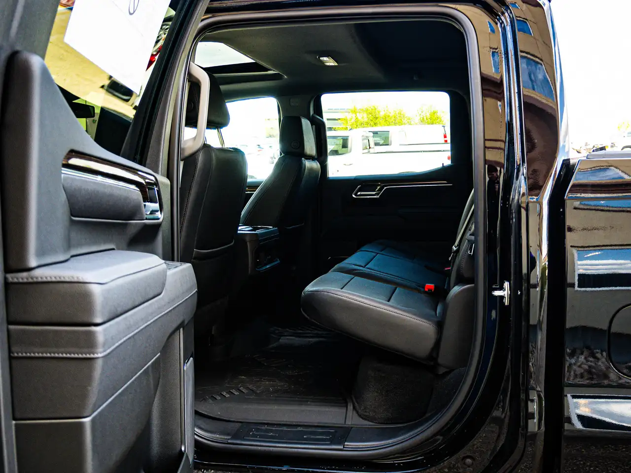 Chevrolet Silverado 1500 photo Chevrolet Silverado 1500