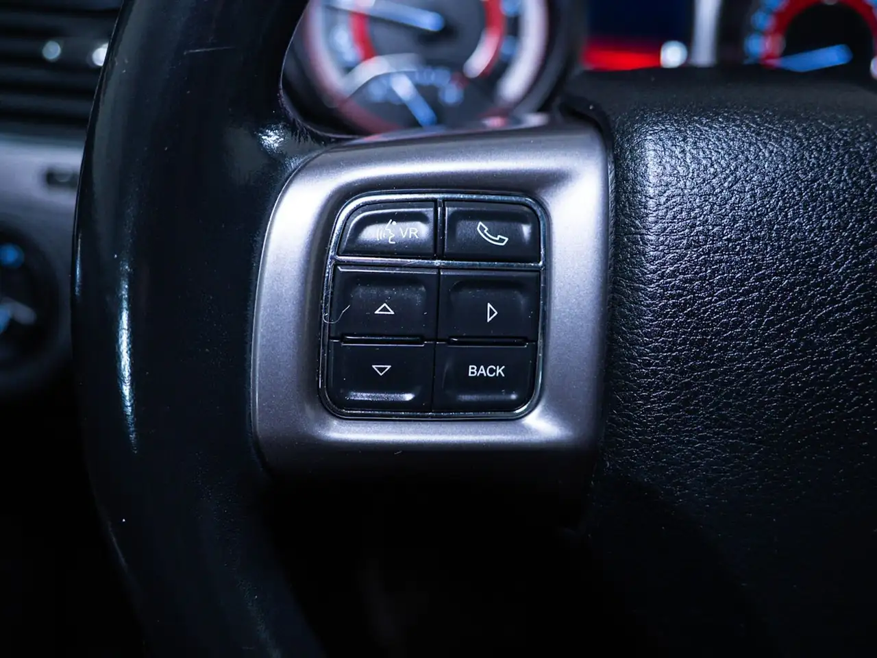Dodge Journey снимка Dodge Journey
