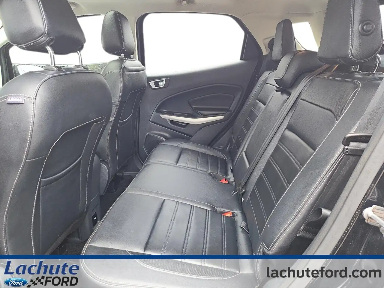 Ford EcoSport снимка Ford EcoSport