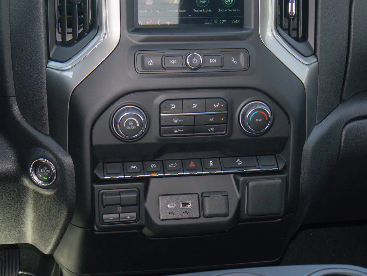 Chevrolet Silverado 1500 снимка Chevrolet Silverado 1500