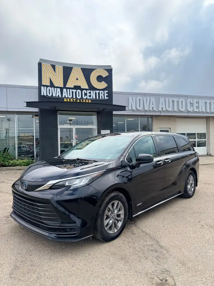 Toyota Sienna снимка Toyota Sienna