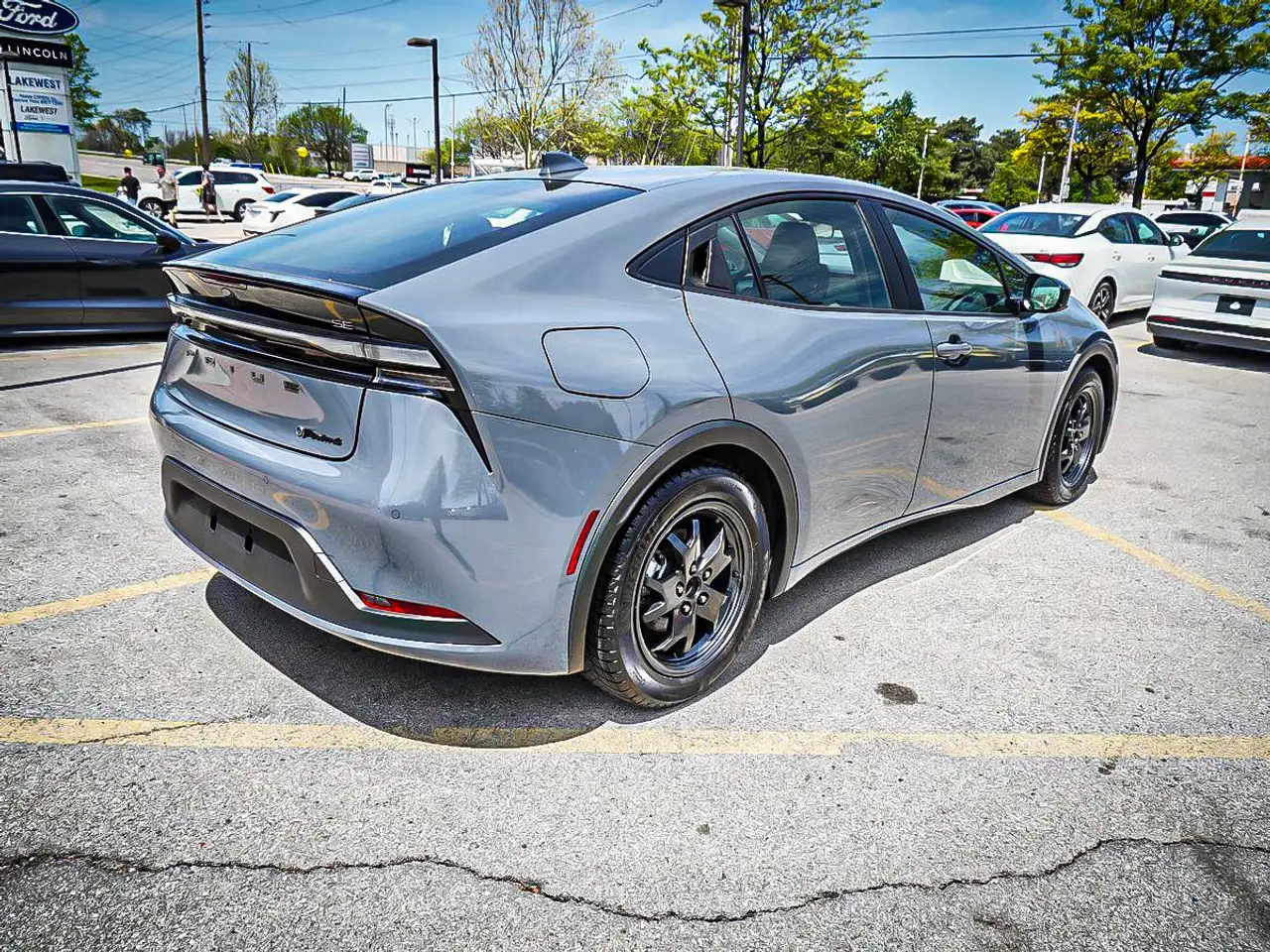 Toyota Prius Prime снимка Toyota Prius Prime