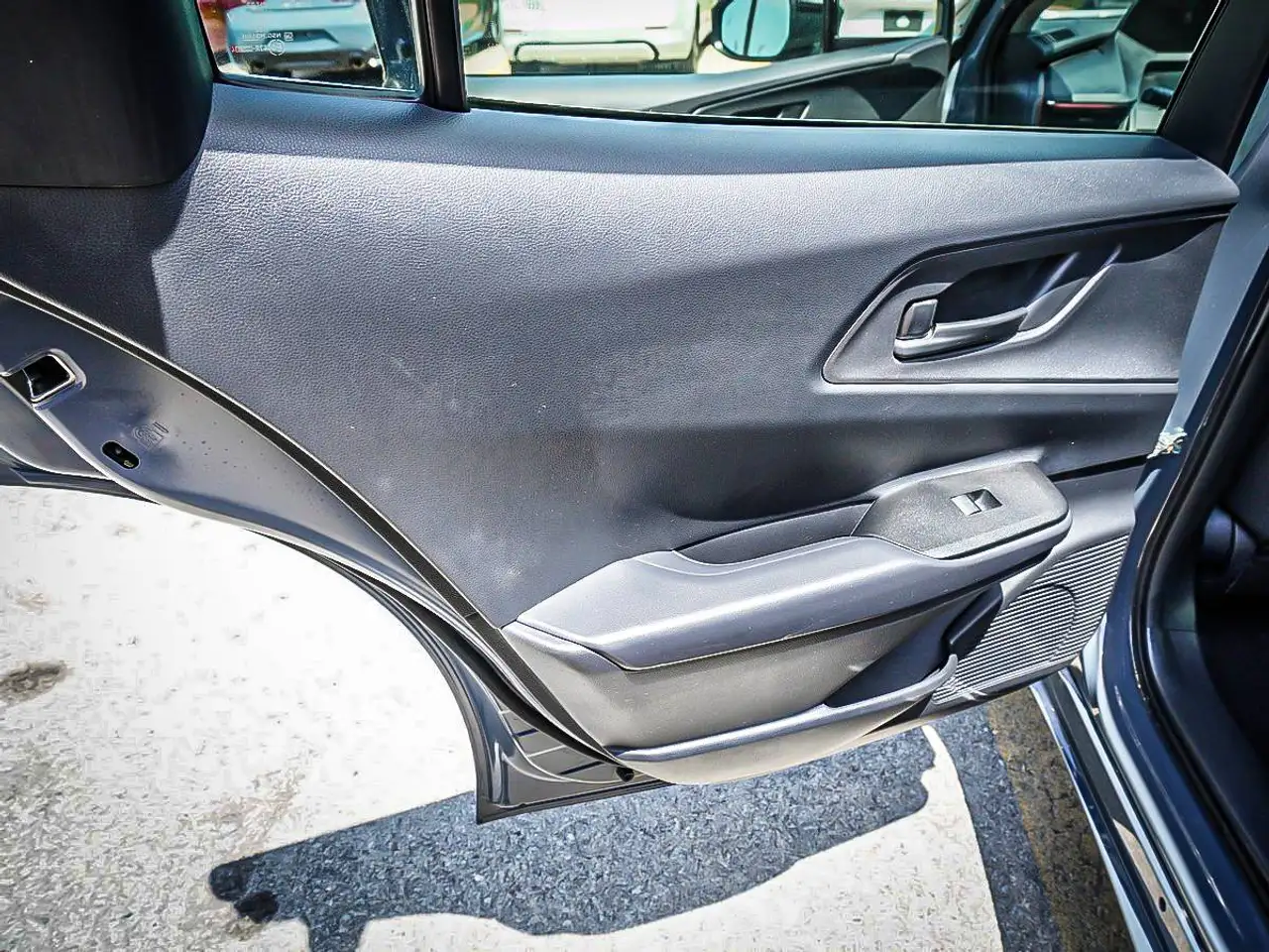 Toyota Prius Prime снимка Toyota Prius Prime