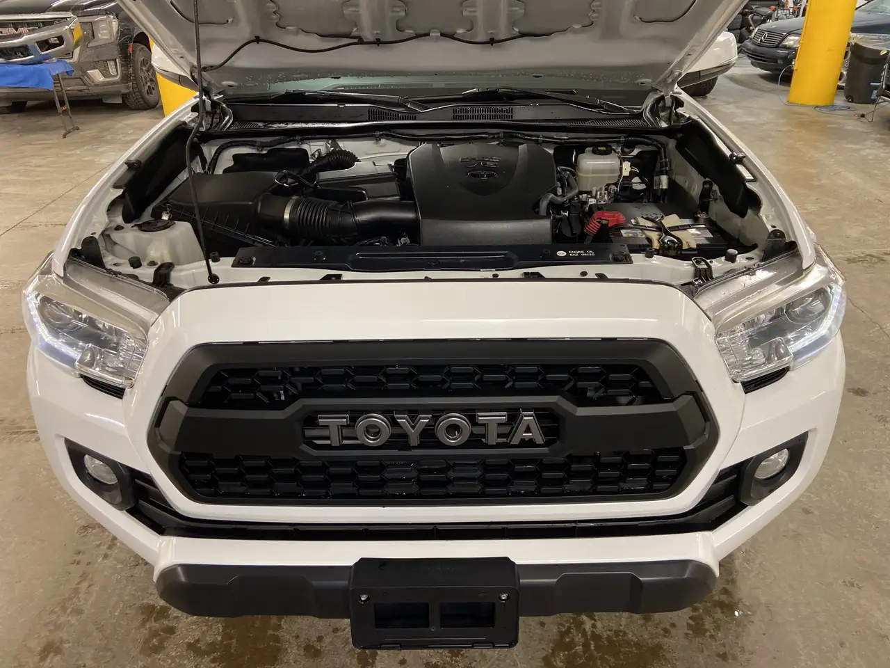 Toyota Tacoma снимка Toyota Tacoma