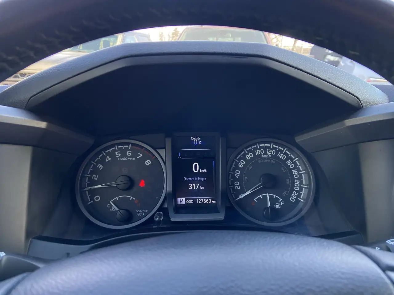 Toyota Tacoma снимка Toyota Tacoma