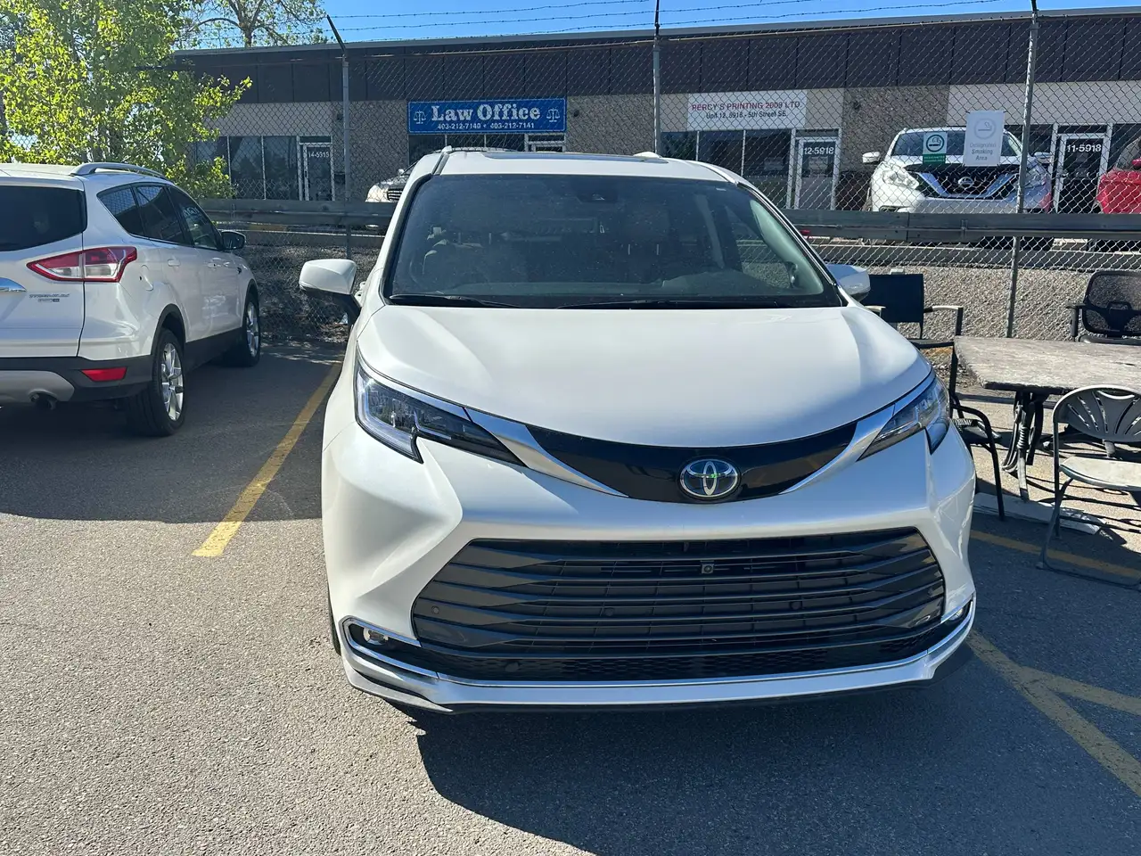 Toyota Sienna снимка Toyota Sienna