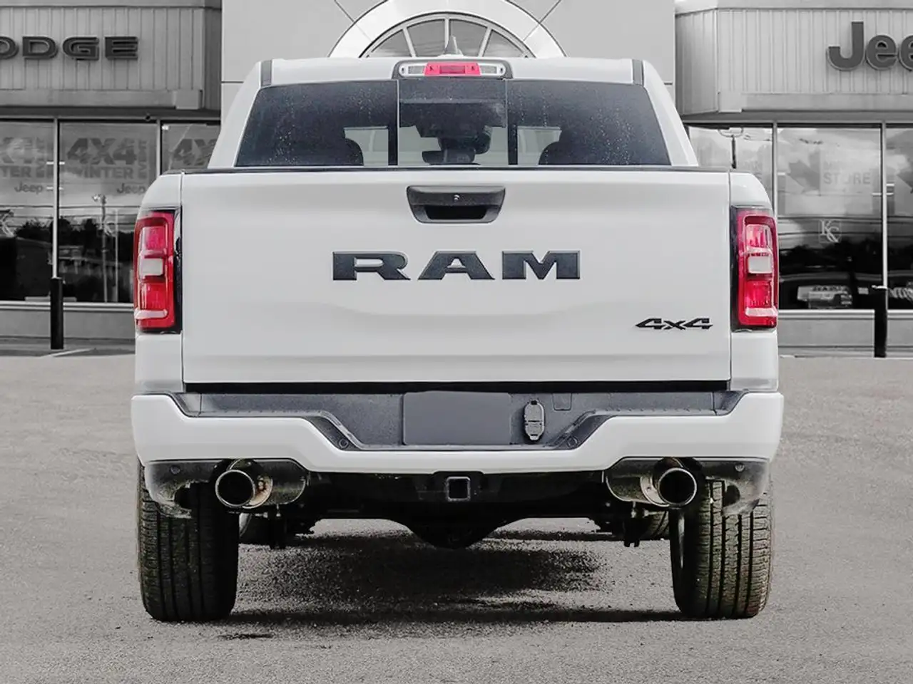 RAM 1500 снимка RAM 1500