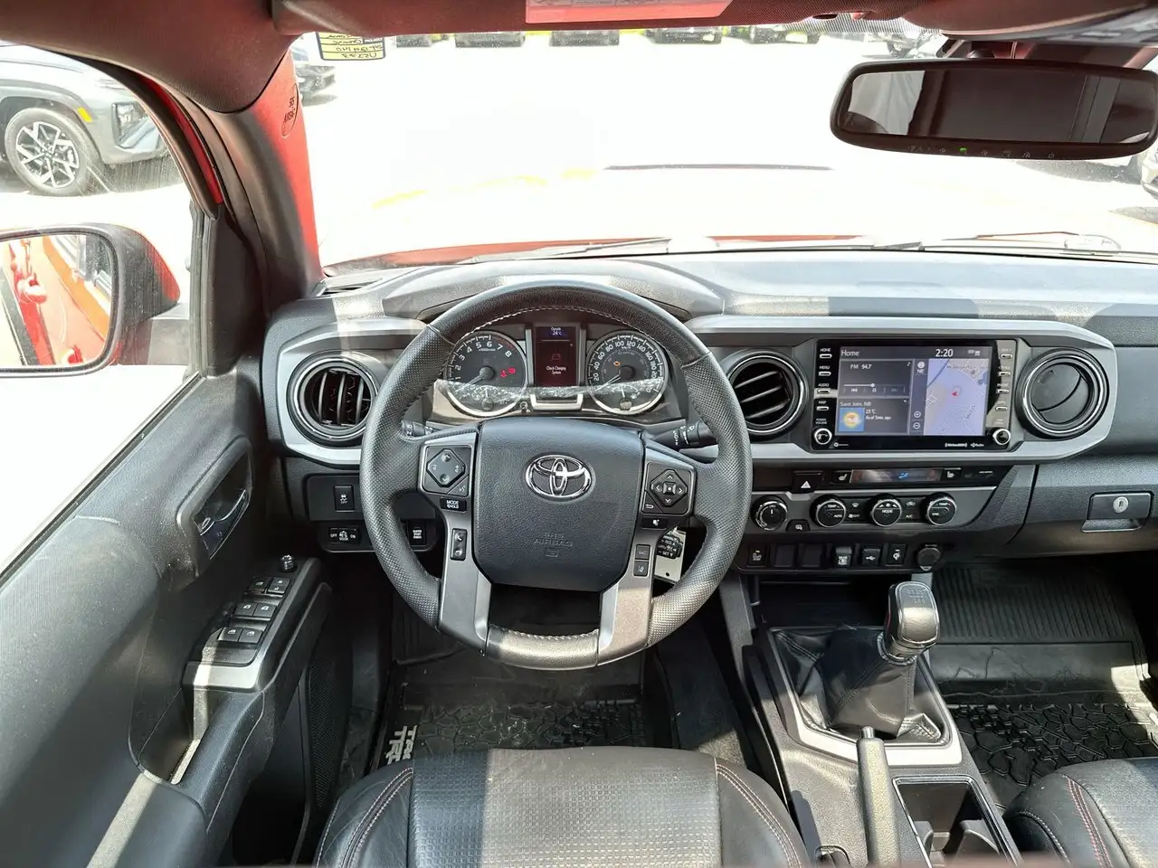 Toyota Tacoma снимка Toyota Tacoma