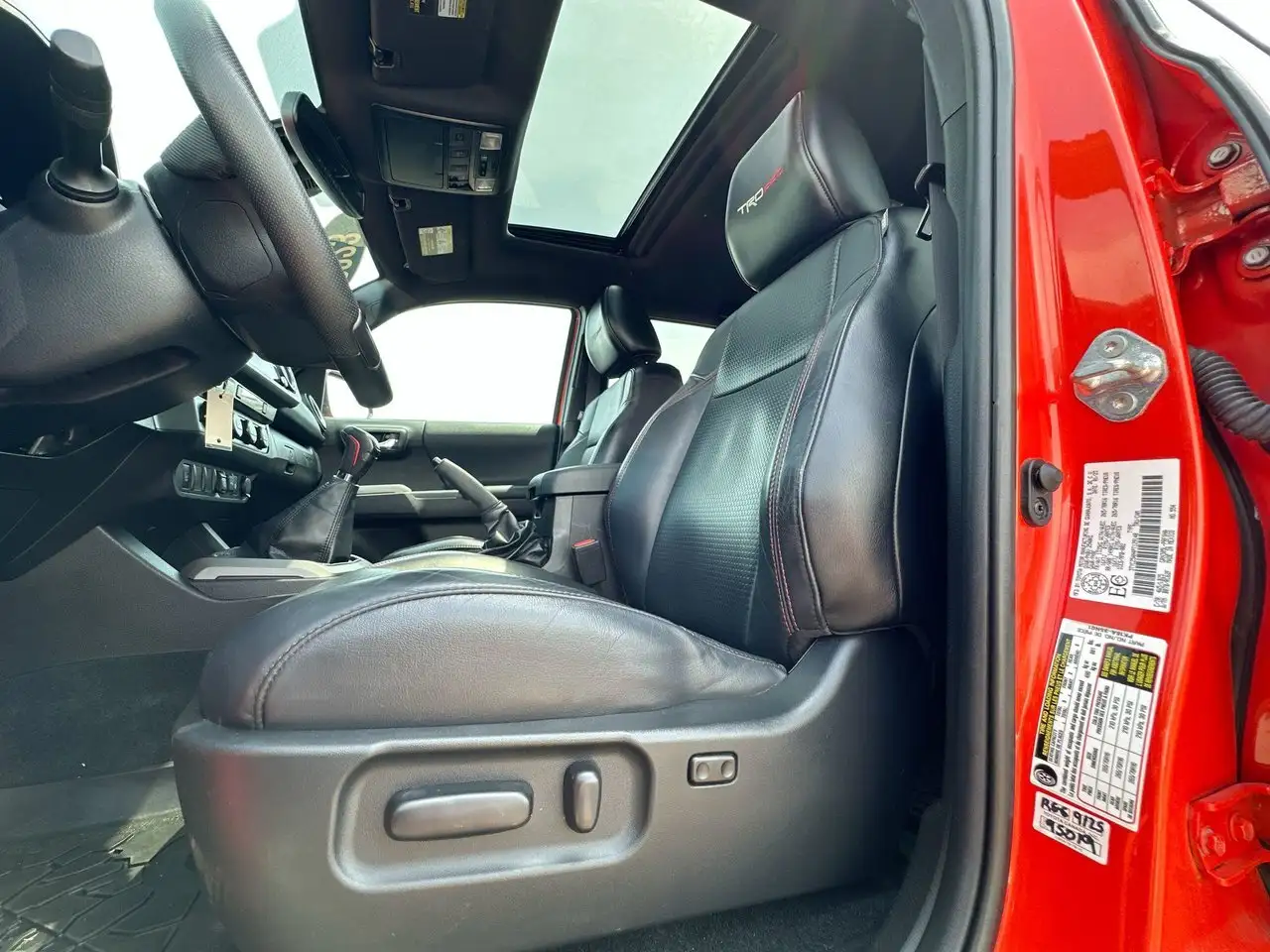 Toyota Tacoma снимка Toyota Tacoma