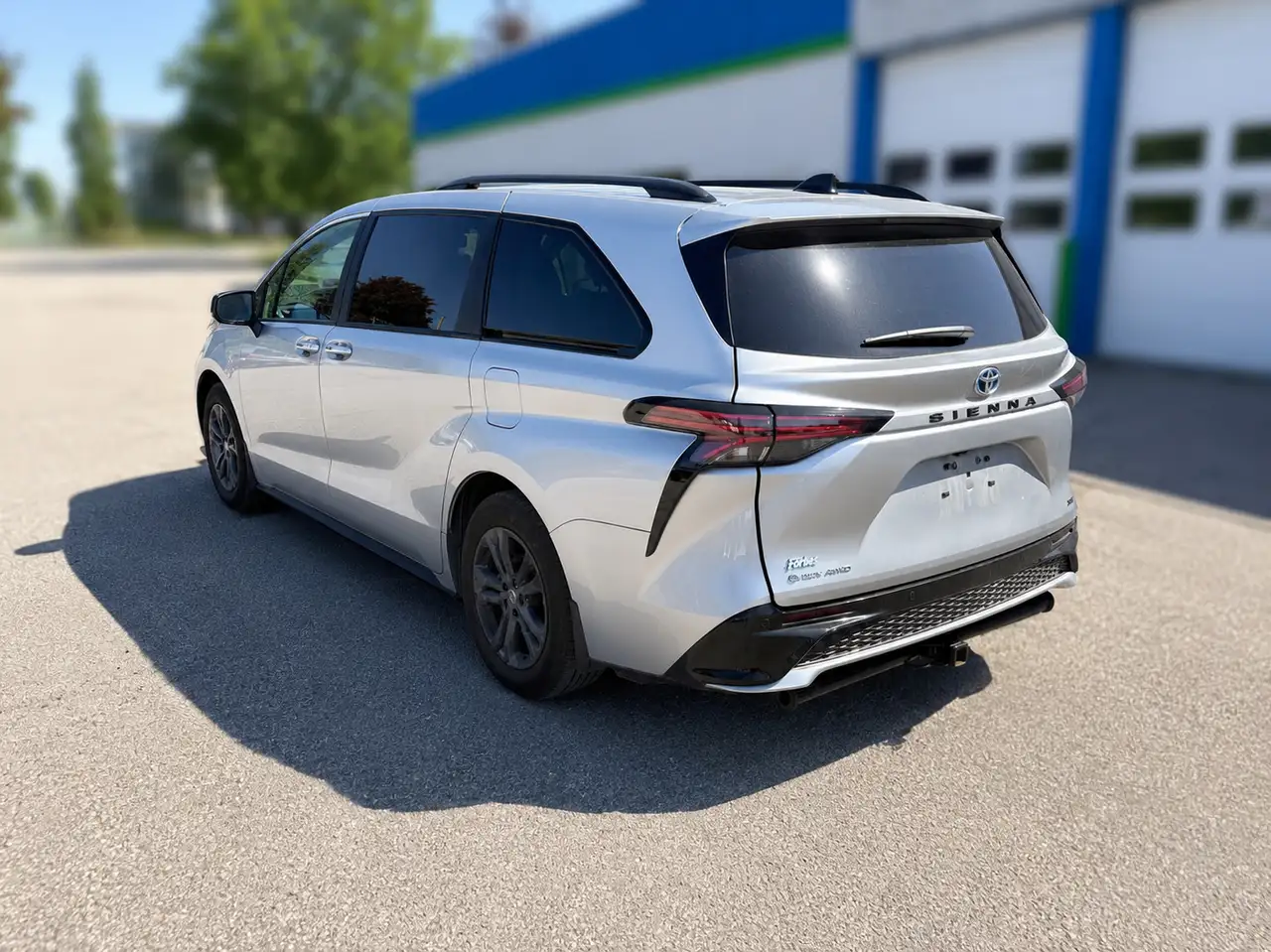 Toyota Sienna photo Toyota Sienna