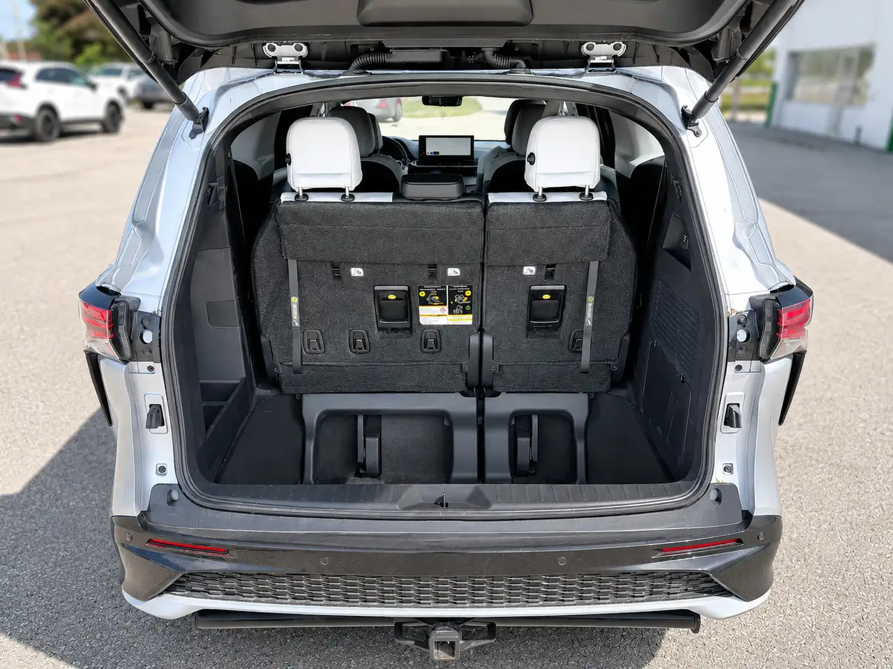 Toyota Sienna photo Toyota Sienna