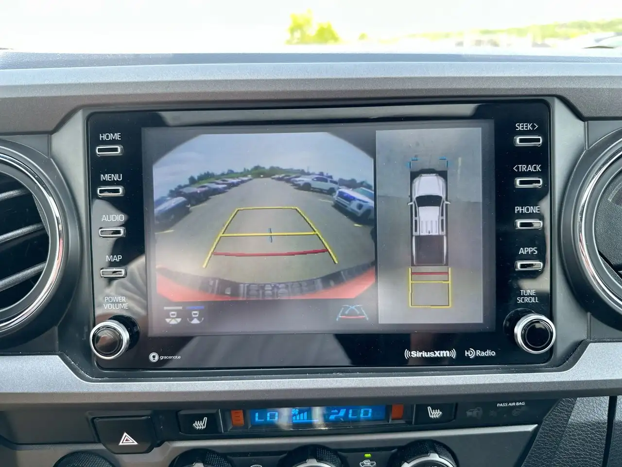 Toyota Tacoma снимка Toyota Tacoma