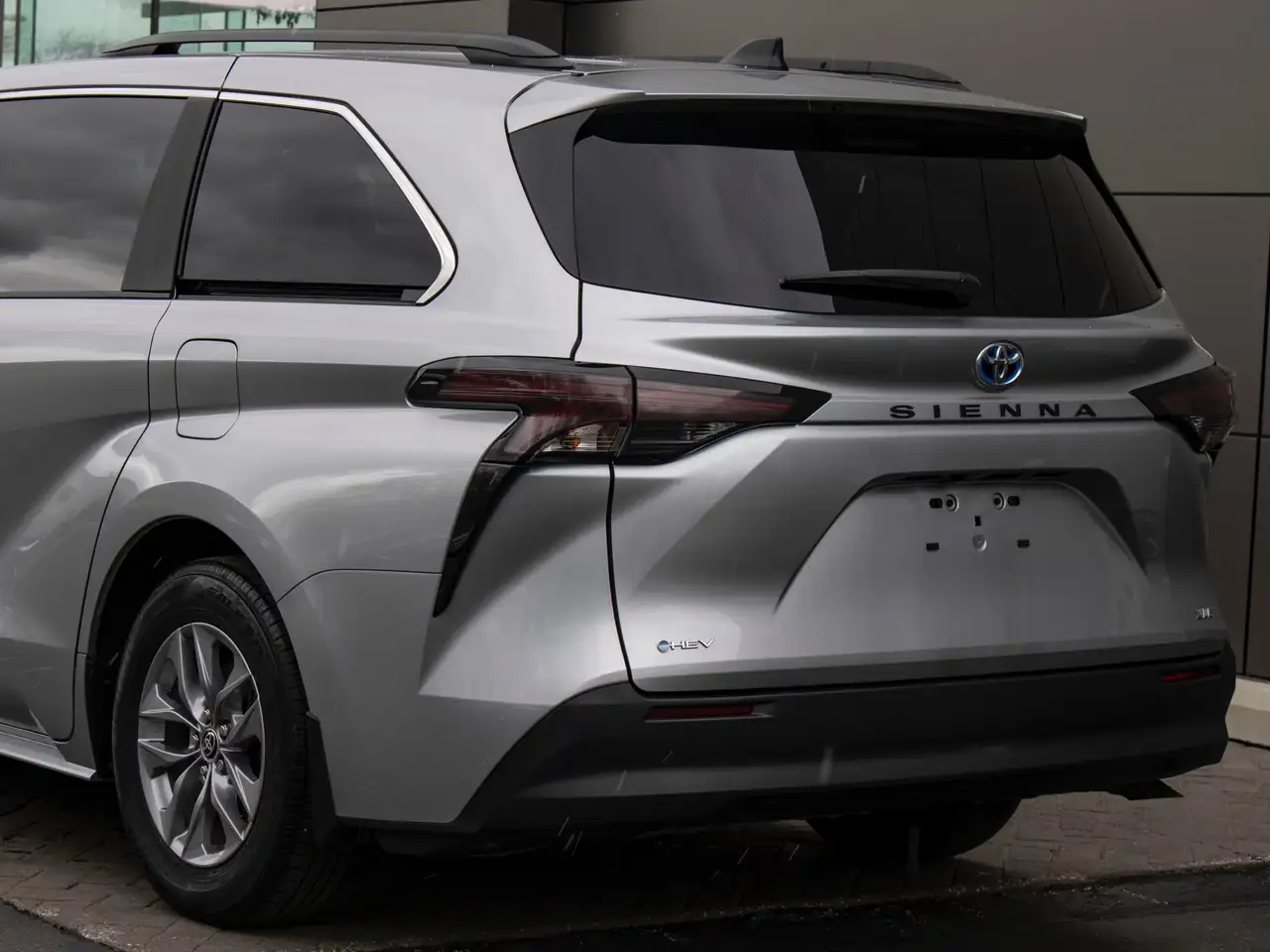 Toyota Sienna снимка Toyota Sienna