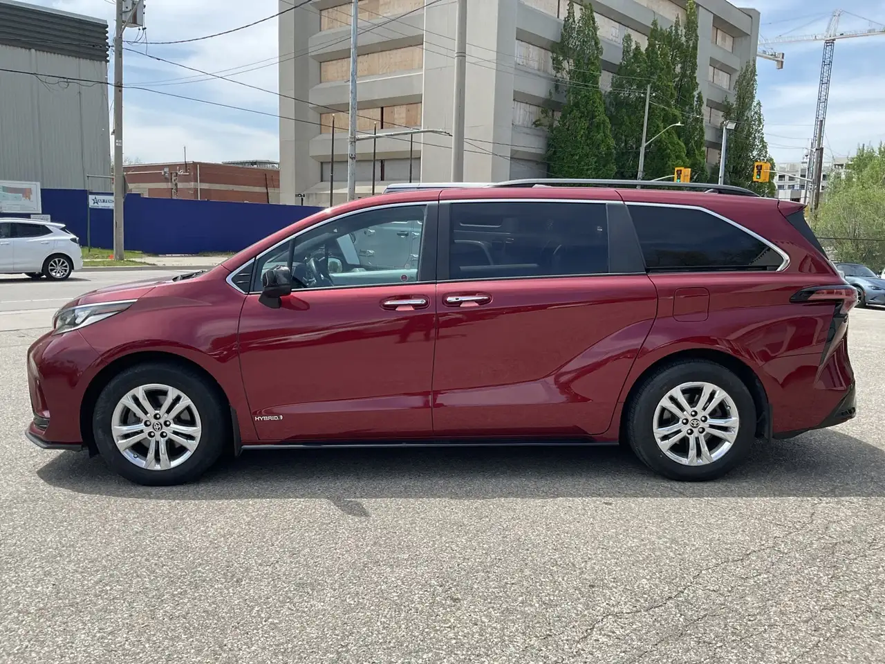 Toyota Sienna снимка Toyota Sienna