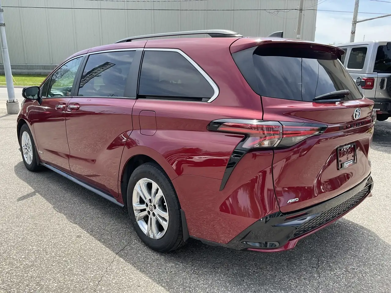 Toyota Sienna снимка Toyota Sienna
