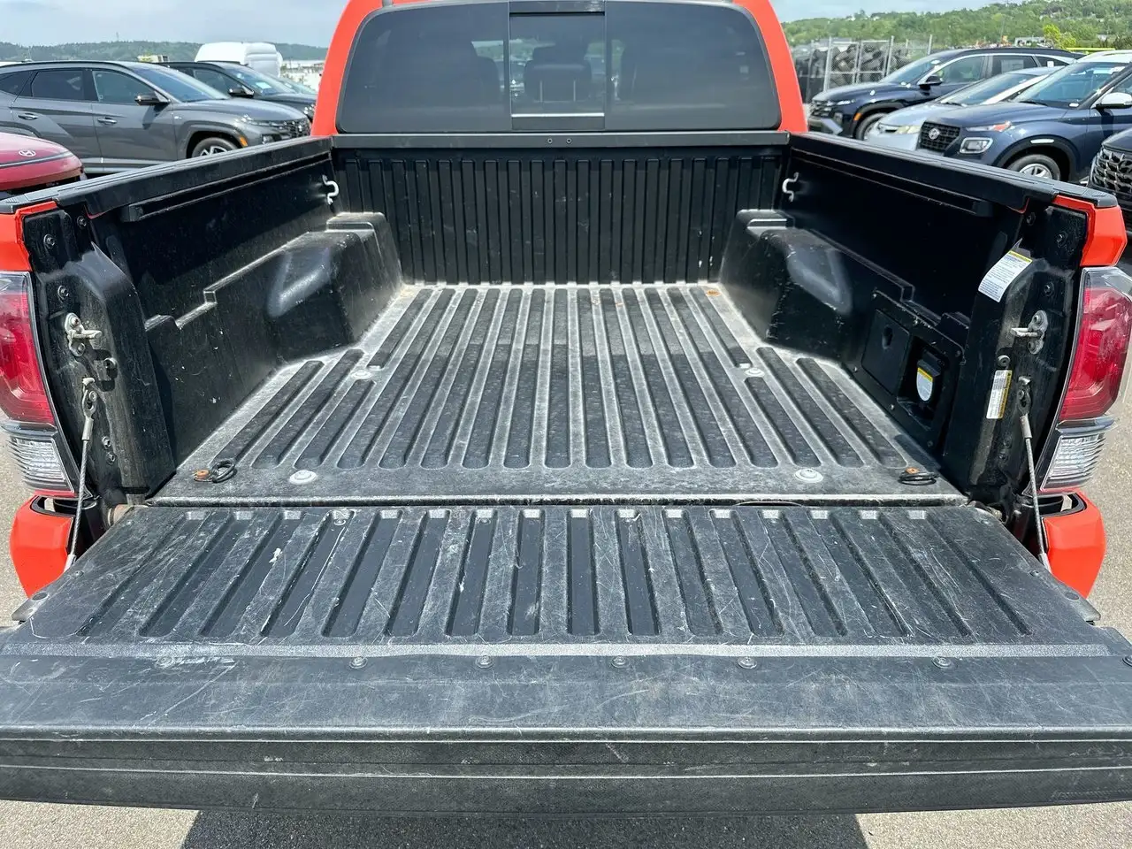 Toyota Tacoma снимка Toyota Tacoma