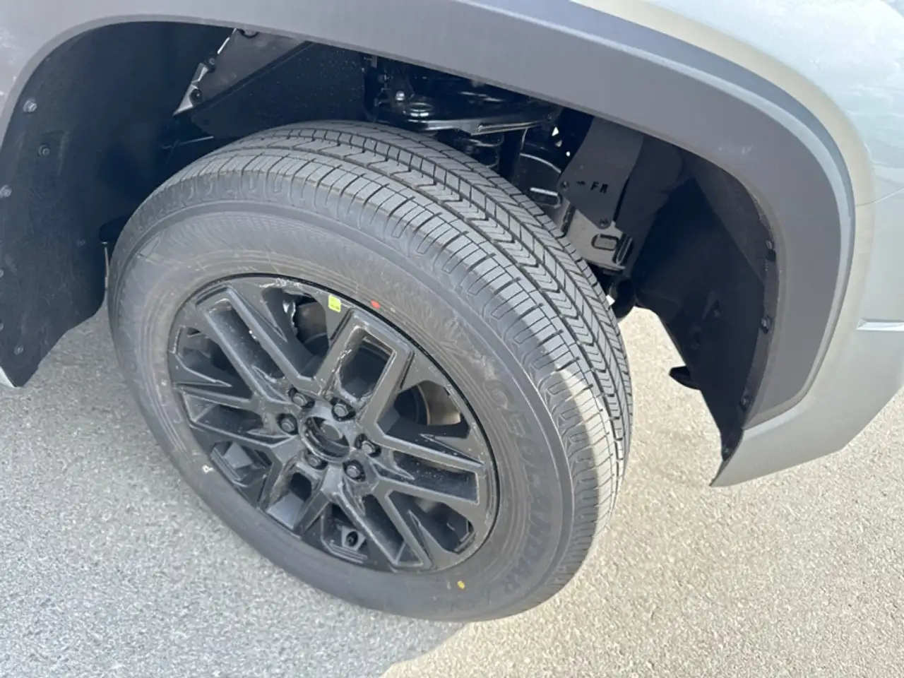 Toyota Tundra снимка Toyota Tundra