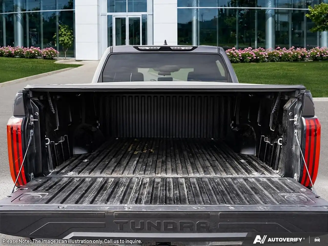 Toyota Tundra снимка Toyota Tundra