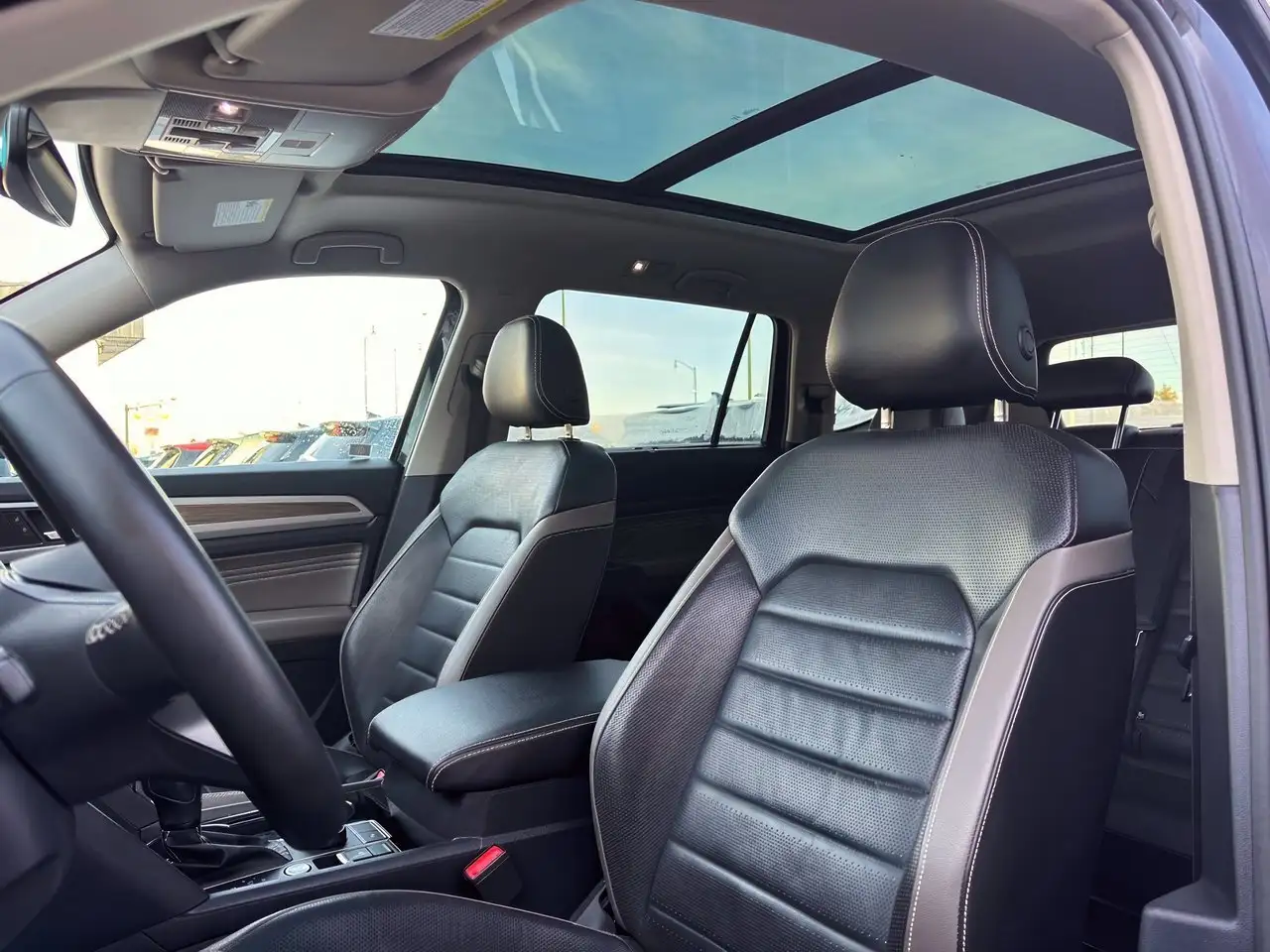 Volkswagen Atlas снимка Volkswagen Atlas