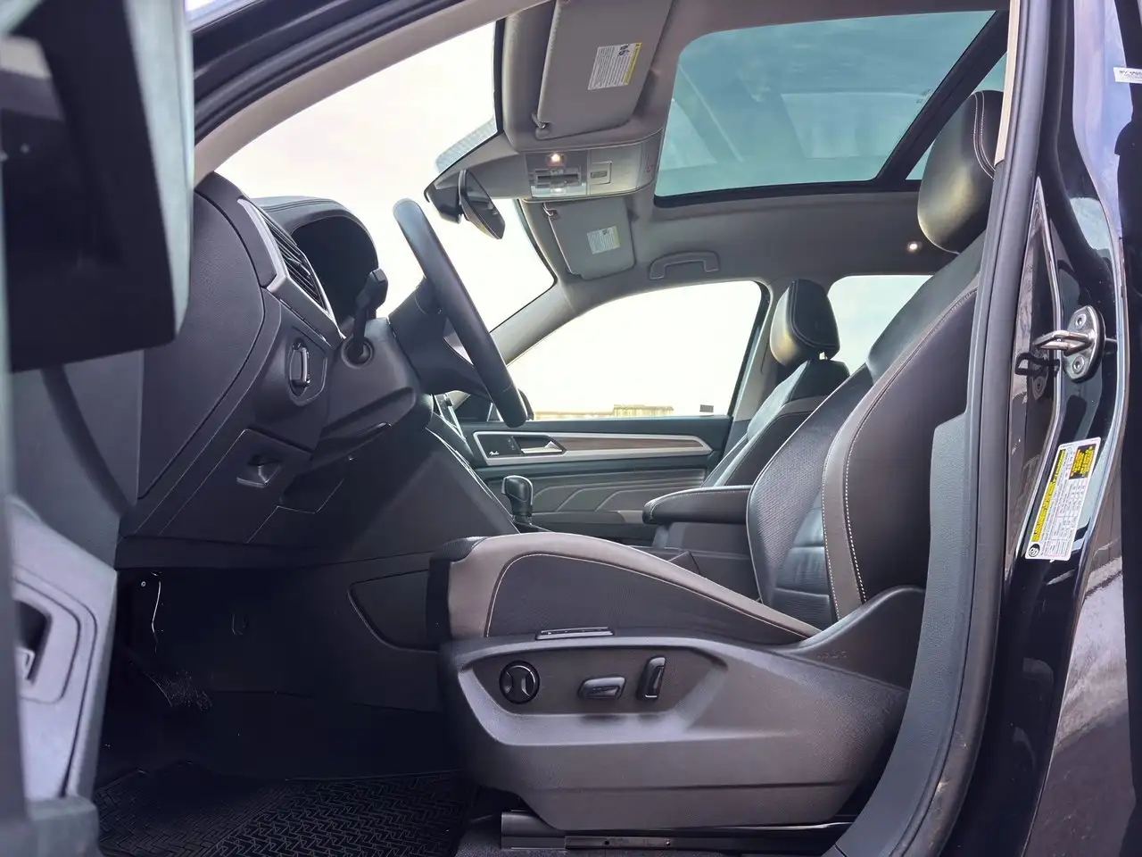 Volkswagen Atlas снимка Volkswagen Atlas