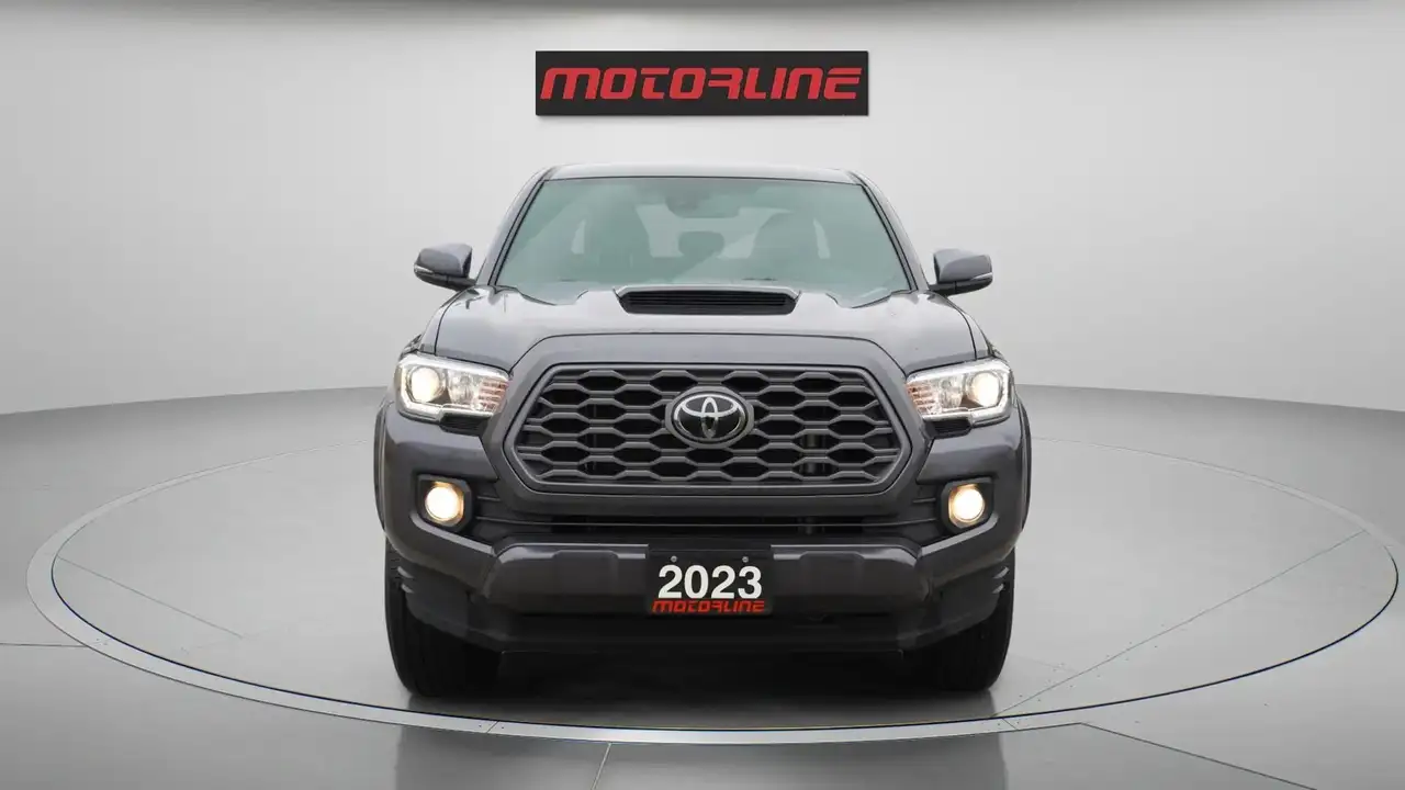 Toyota Tacoma снимка Toyota Tacoma