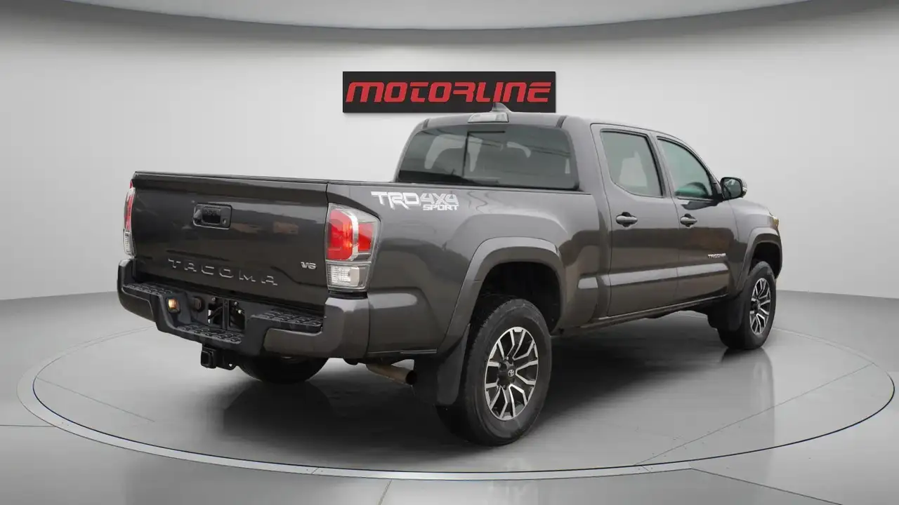 Toyota Tacoma снимка Toyota Tacoma