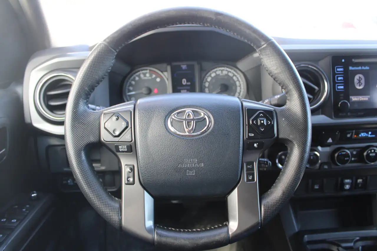 Toyota Tacoma снимка Toyota Tacoma