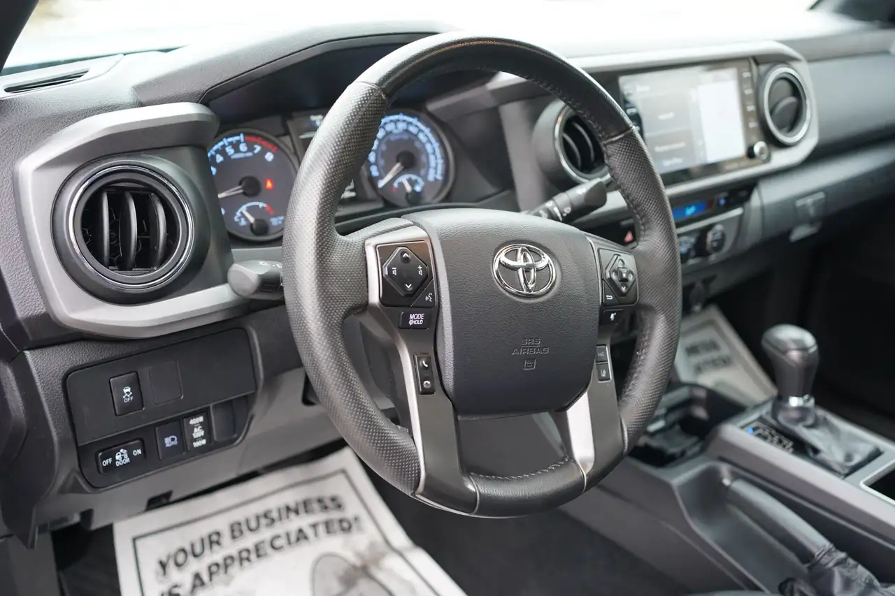 Toyota Tacoma снимка Toyota Tacoma