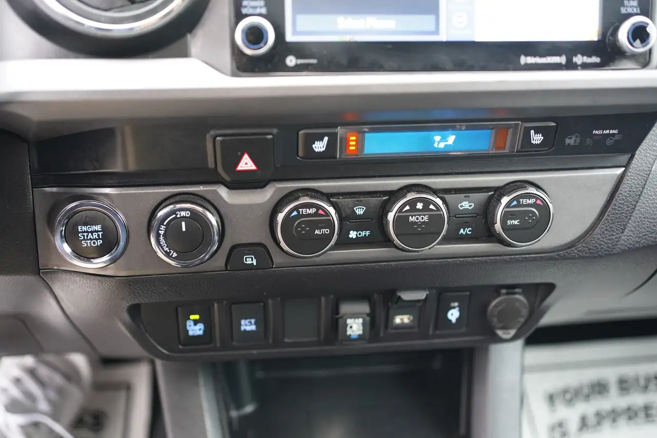 Toyota Tacoma снимка Toyota Tacoma