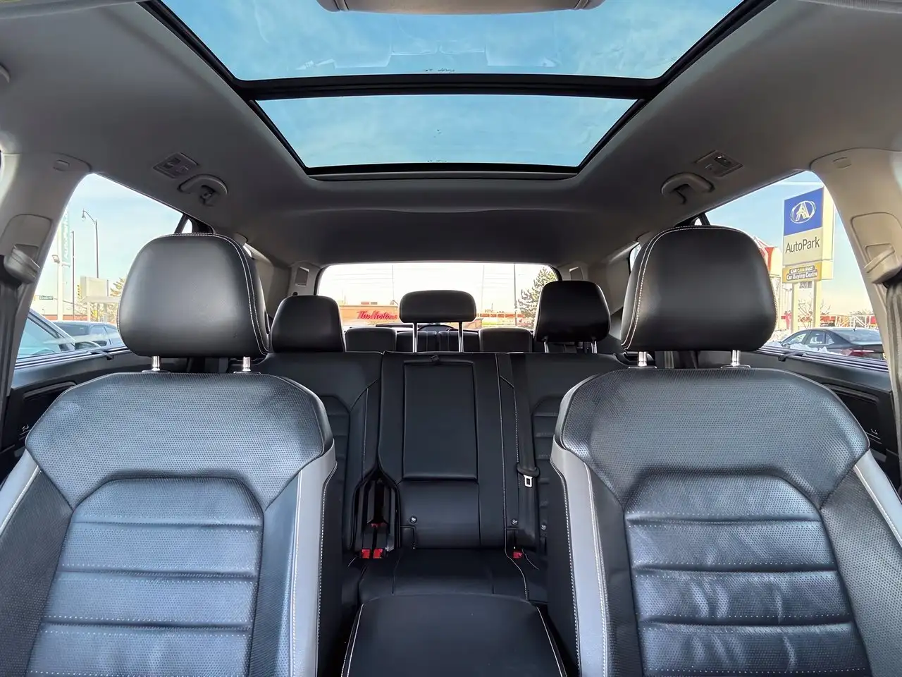 Volkswagen Atlas снимка Volkswagen Atlas