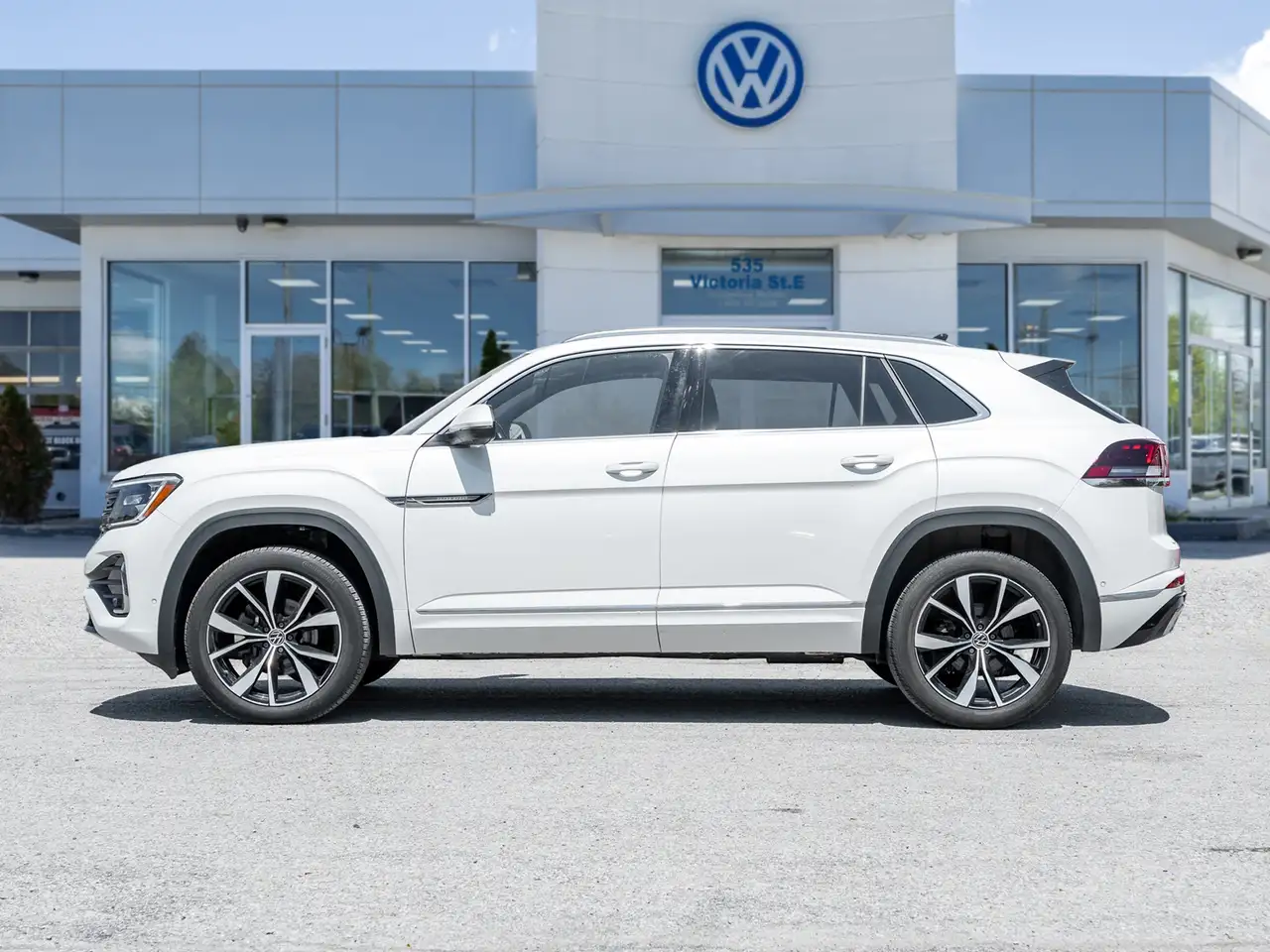 Volkswagen Atlas photo Volkswagen Atlas