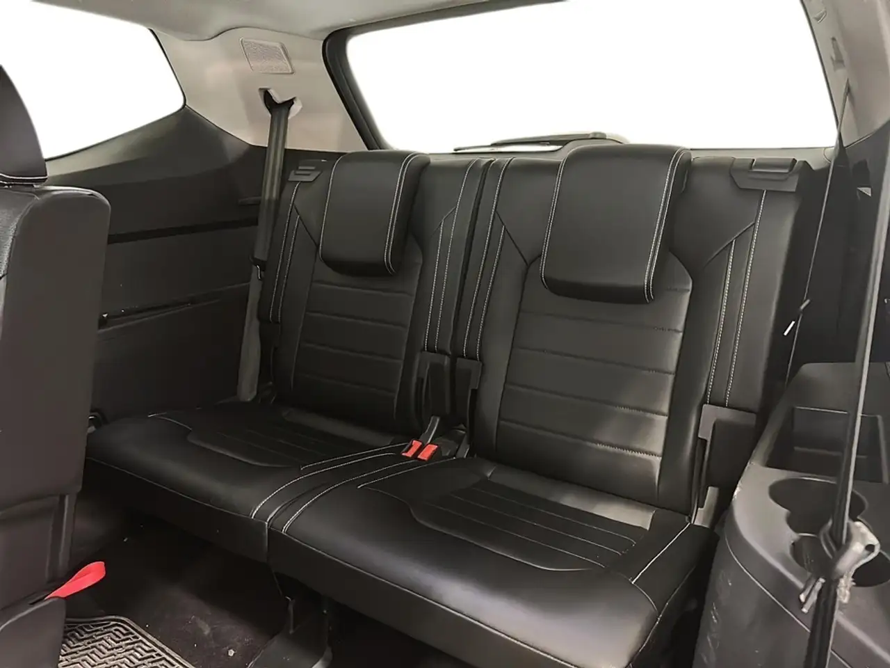 Volkswagen Atlas photo Volkswagen Atlas