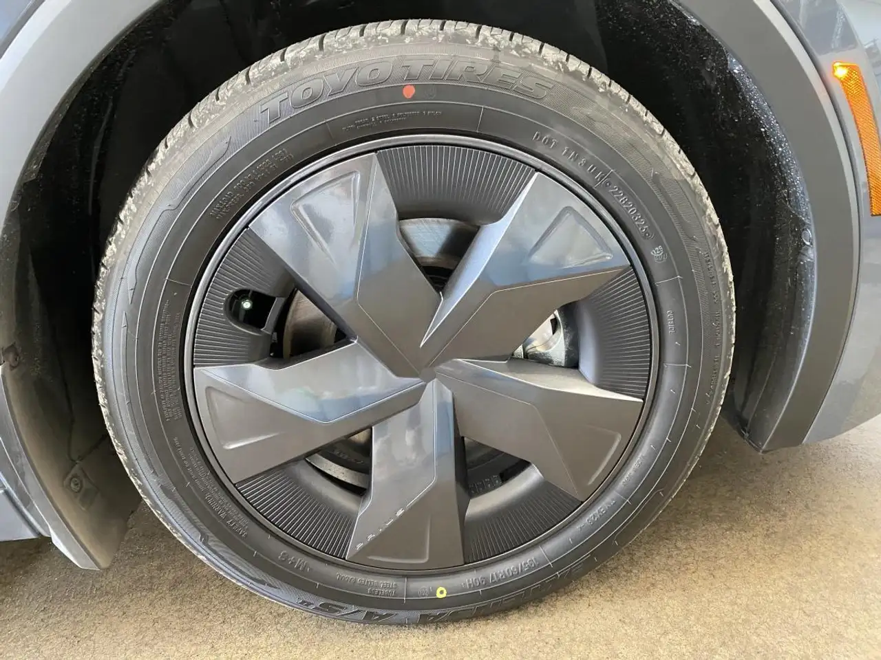 Toyota Prius снимка Toyota Prius