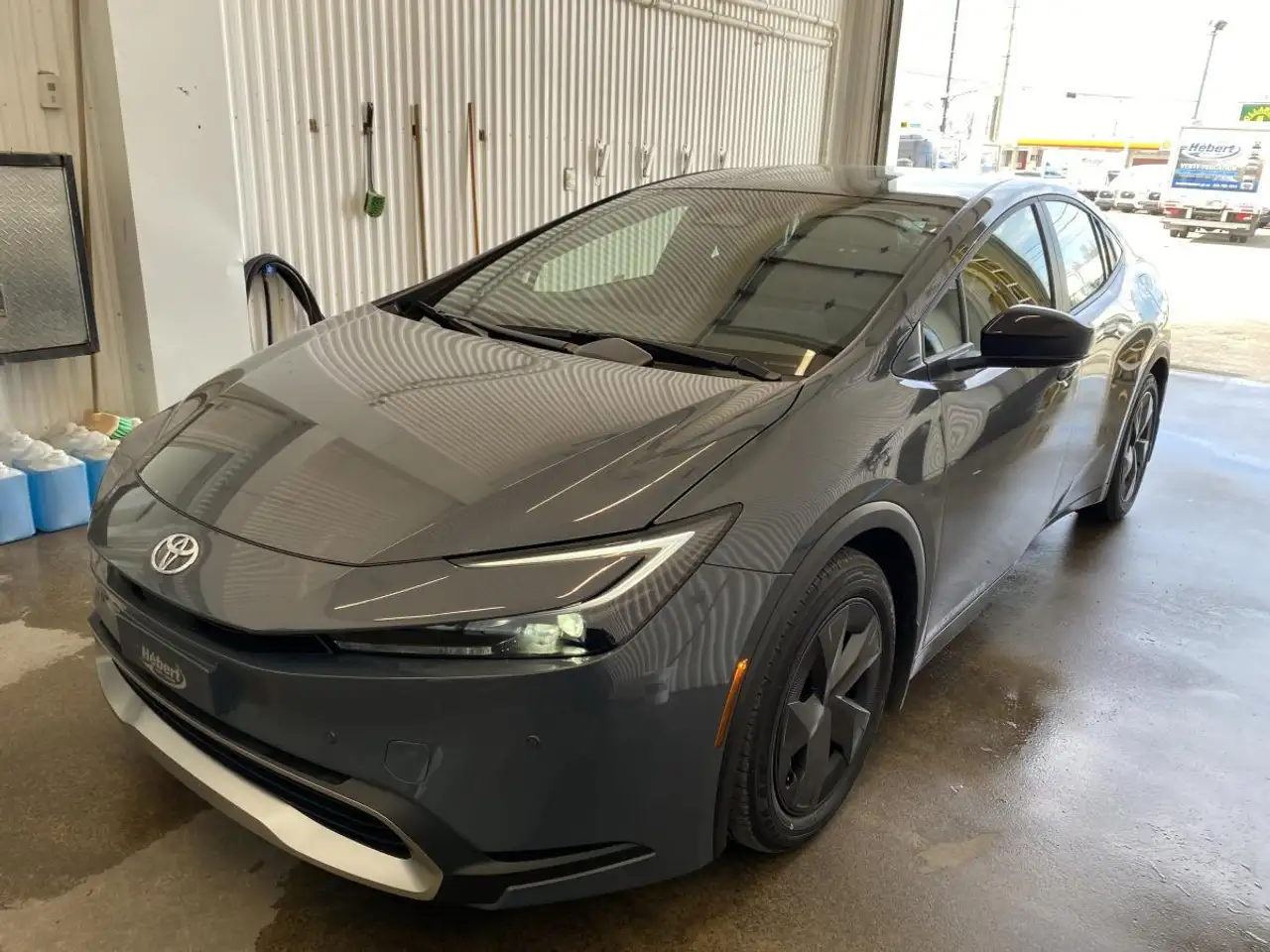 Toyota Prius снимка Toyota Prius