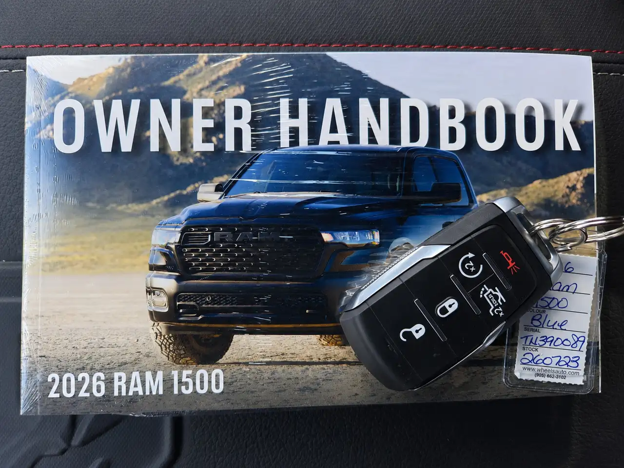 RAM 1500 снимка RAM 1500