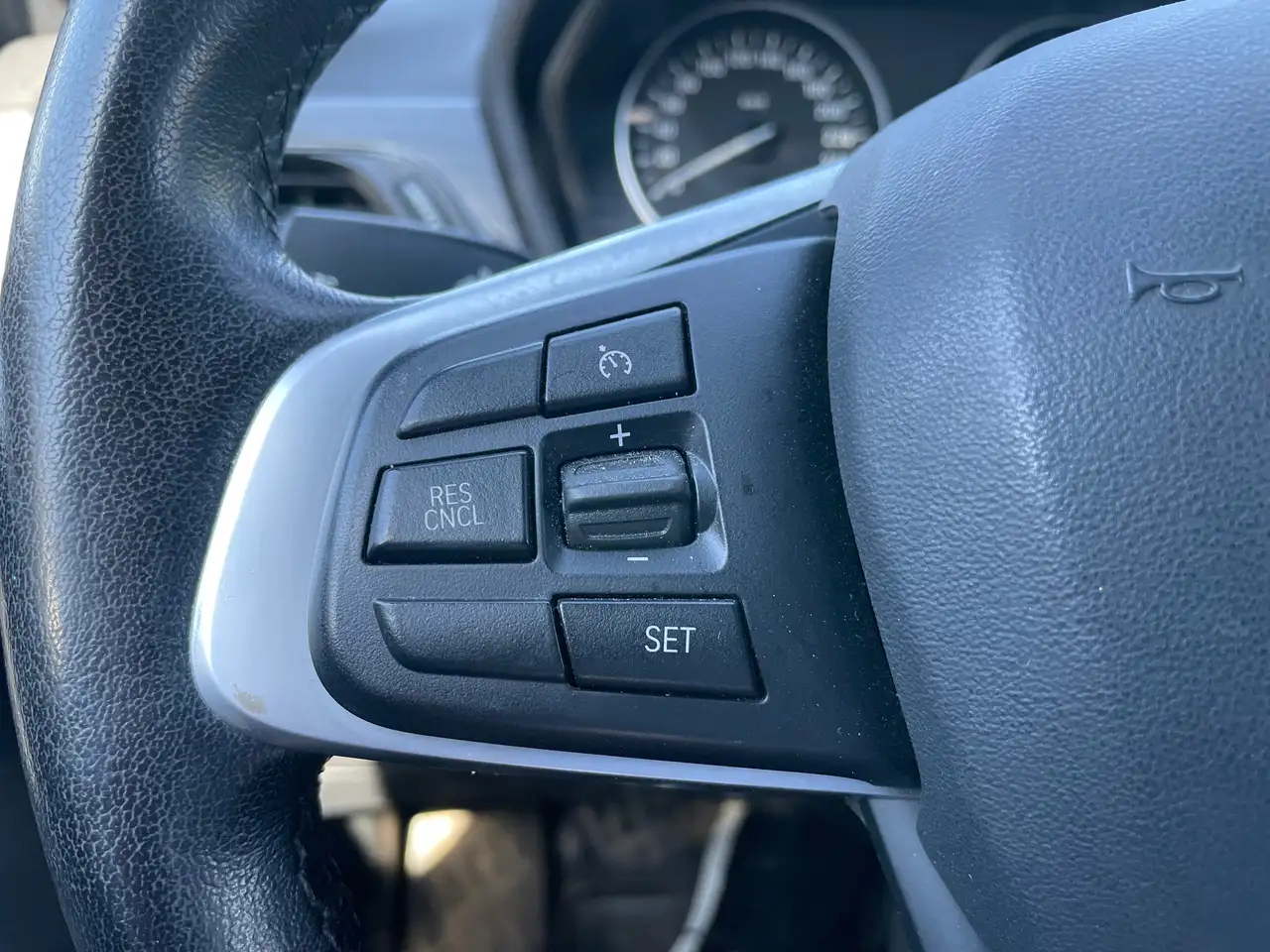 BMW X1 photo BMW X1