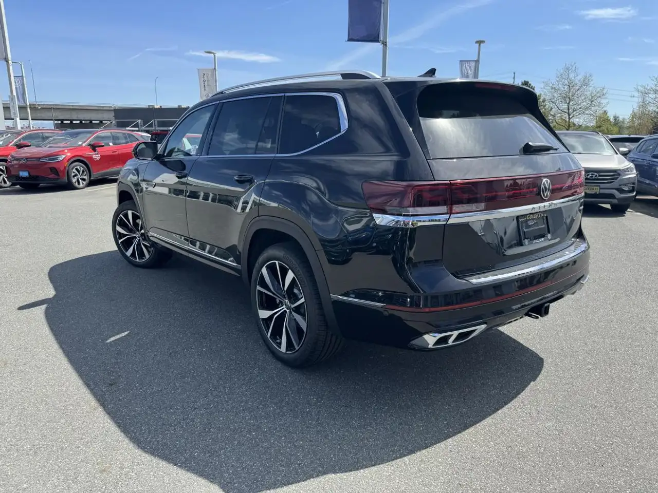 Volkswagen Atlas снимка Volkswagen Atlas