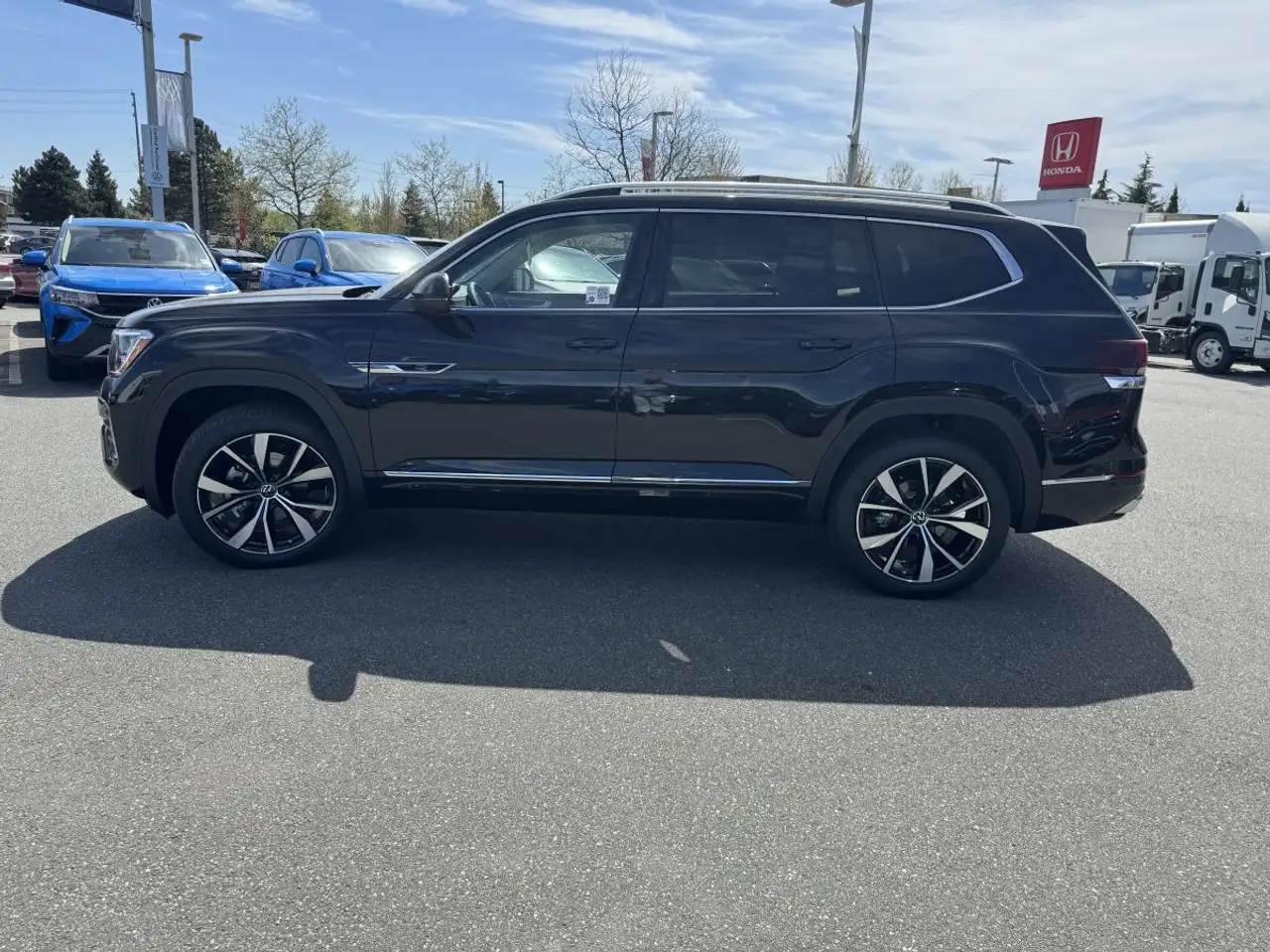 Volkswagen Atlas снимка Volkswagen Atlas