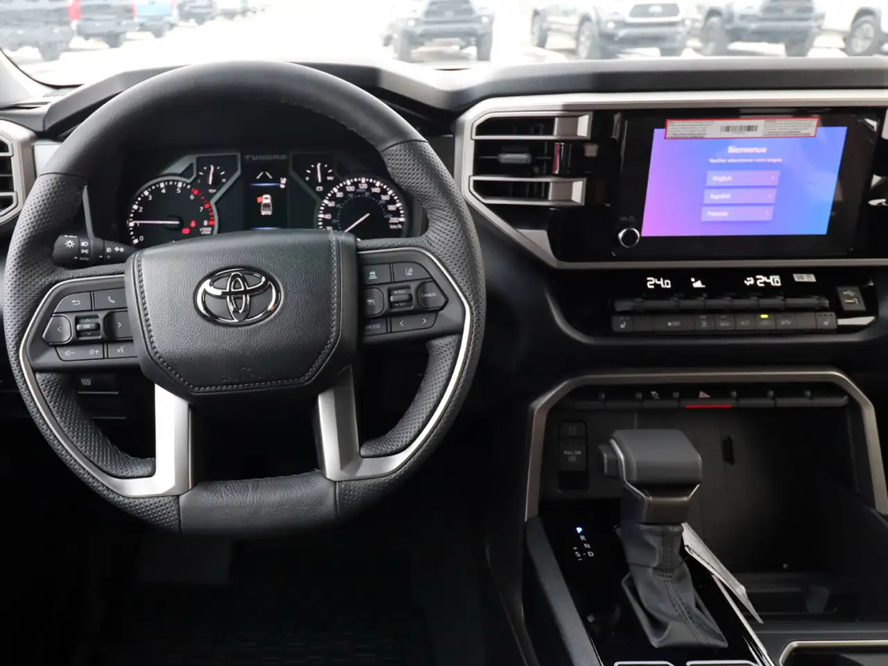 Toyota Tundra снимка Toyota Tundra