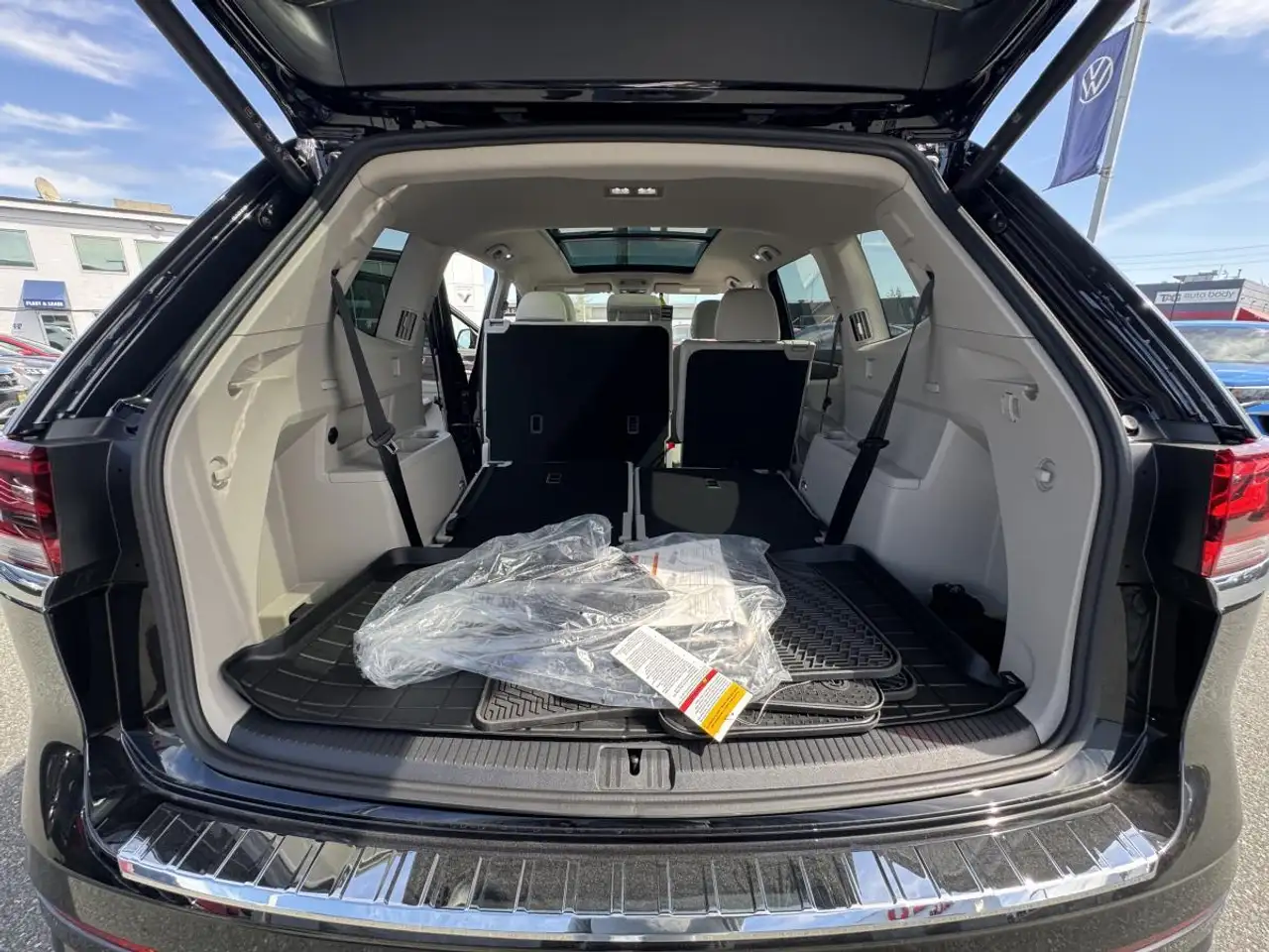 Volkswagen Atlas снимка Volkswagen Atlas